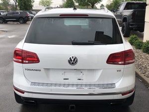 2016 Volkswagen Touareg Executive